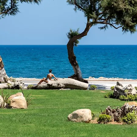 Artemis Seafront Villa, An Evanescence Sea Retreat, By Thinkvilla Villa Tavronitis (Crete)