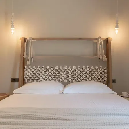 Artemis Seafront Villa, An Evanescence Sea Retreat, By Thinkvilla Villa Tavronitis (Crete)